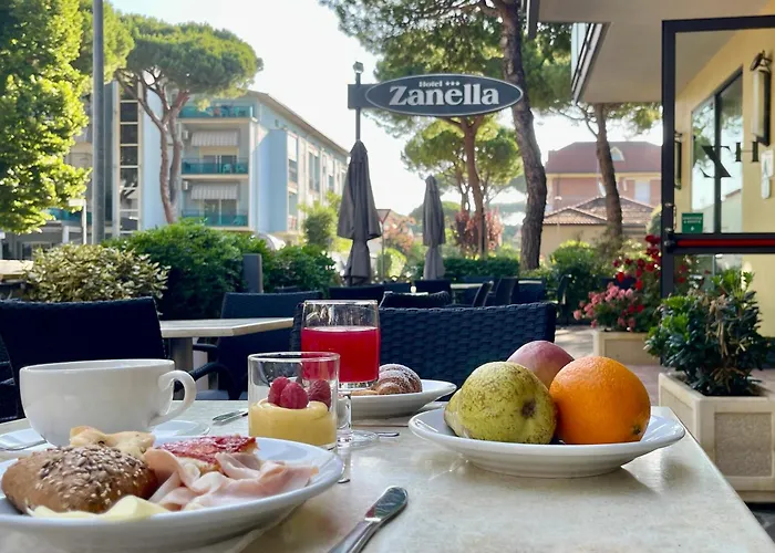 Zanella ホテル 3*