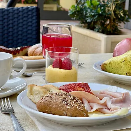 Zanella 3* Τσέρβια